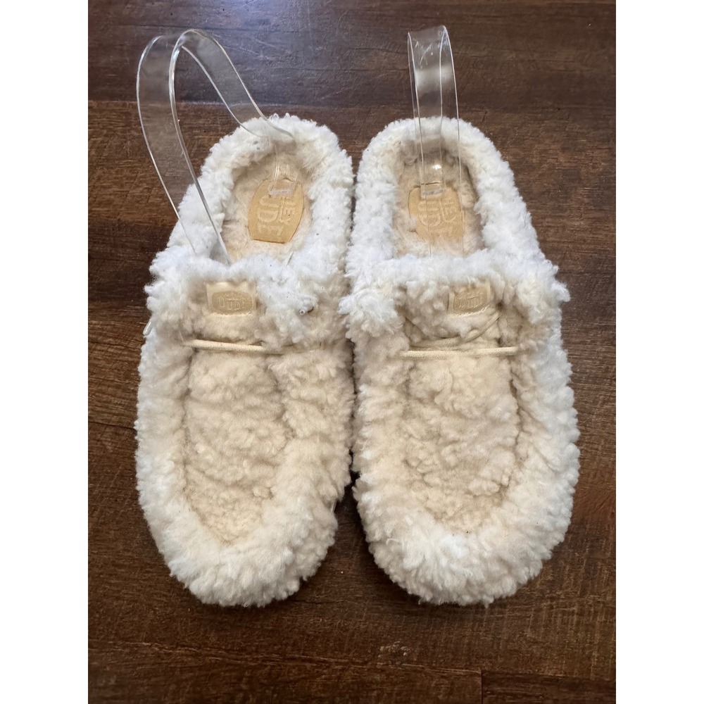 Hey Dude Wendy Slipper Women's 7 Cream Sherpa Fleece Lined Cozy Shoes